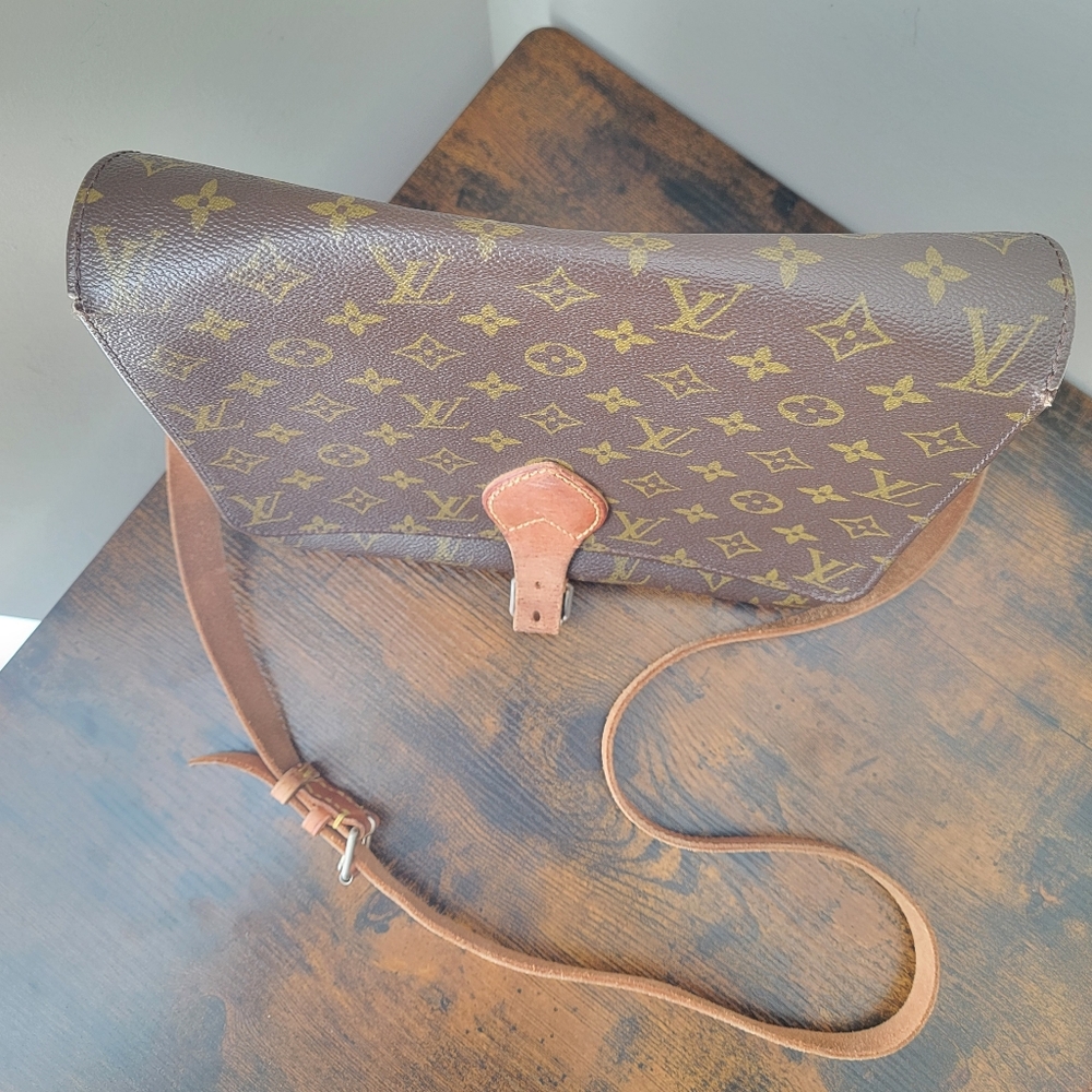 Xmas Sale🎄 Authentic Louis Vuitton Cartouchiere GM Crossbody Bag - Picture 8 of 17